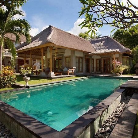 Taman Sari Bali Cottages Banyuwedang Ruang foto