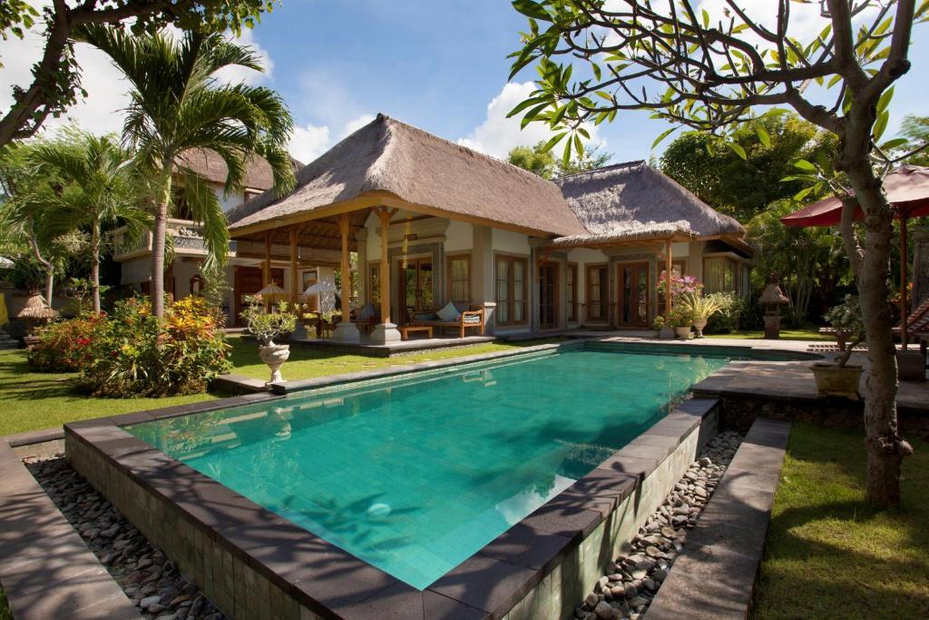 Taman Sari Bali Cottages Banyuwedang Ruang foto